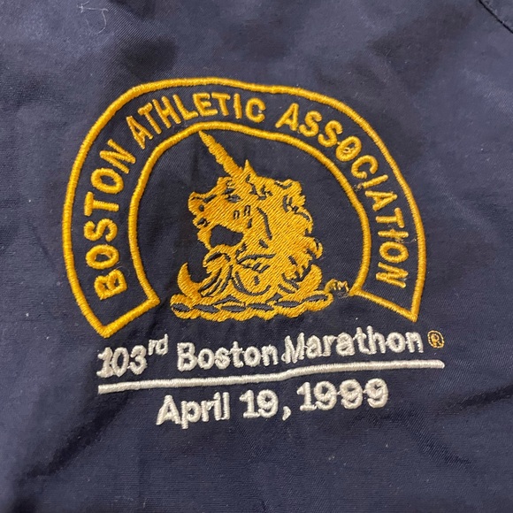 Boston Marathon lined nylon coat - Picture 4 of 11